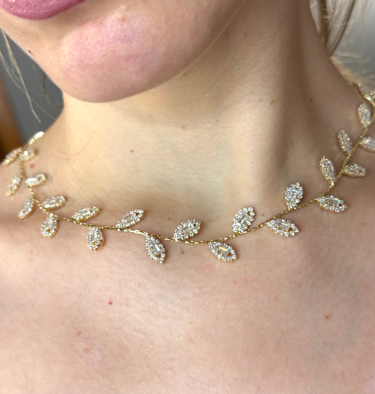 Collana Leaf Cascade