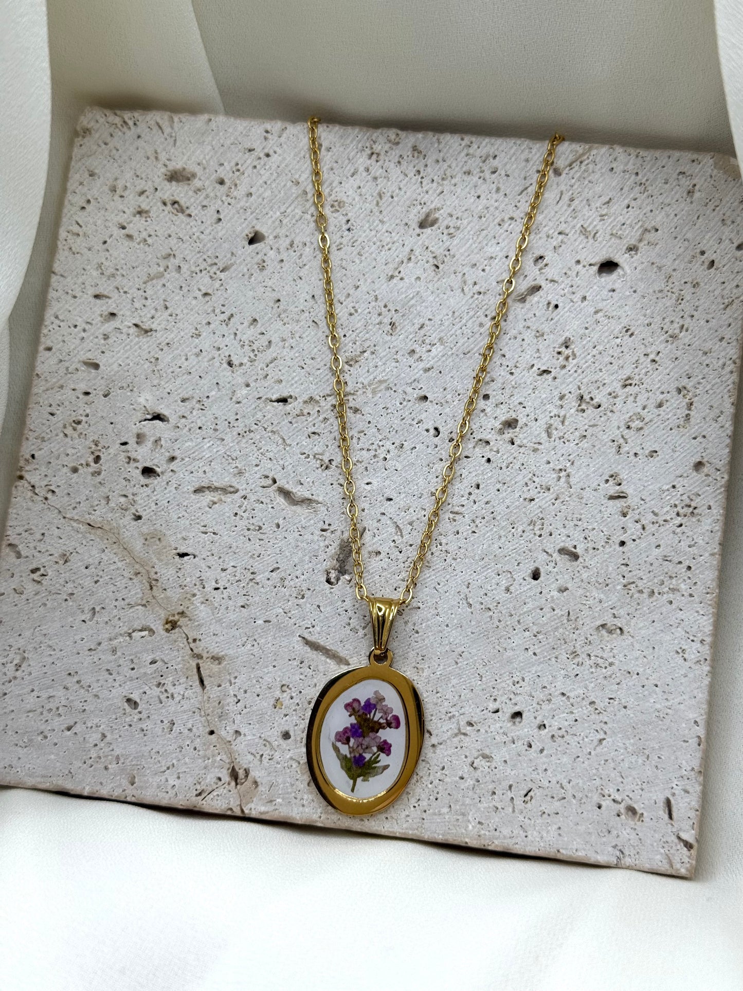 Collana Laila