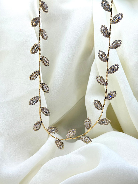 Collana Leaf Cascade