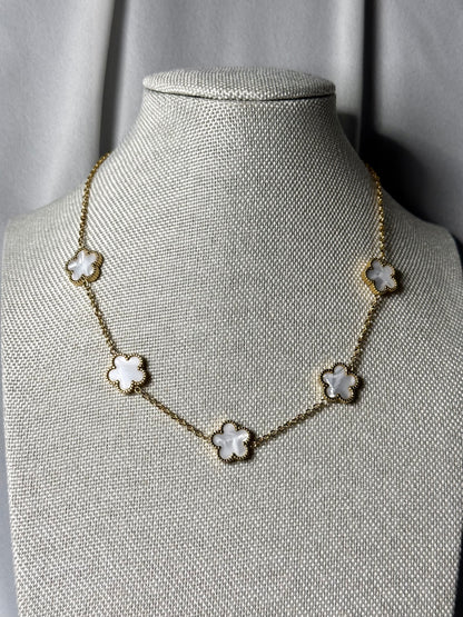 Collana Luck