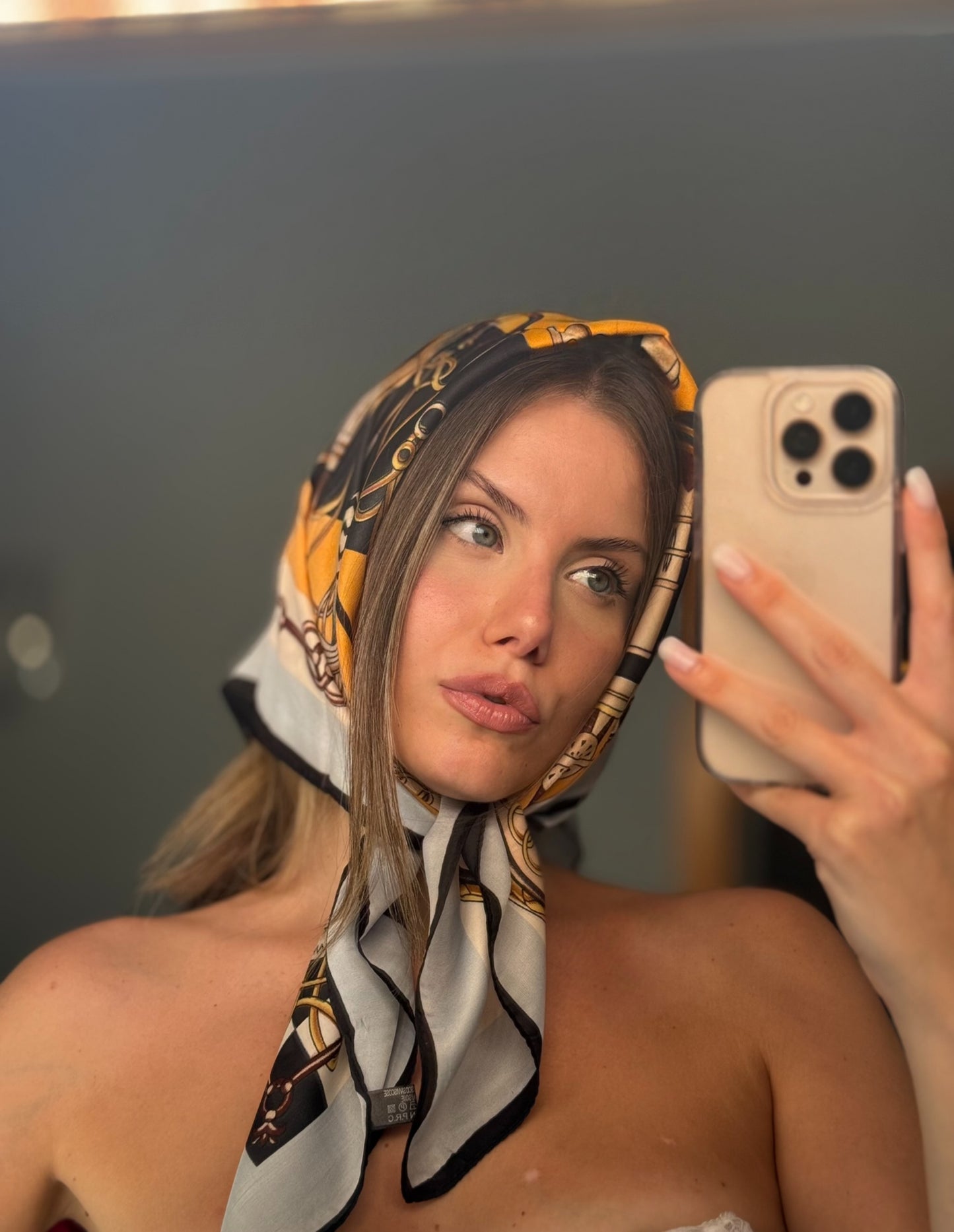 Square Scarf ER