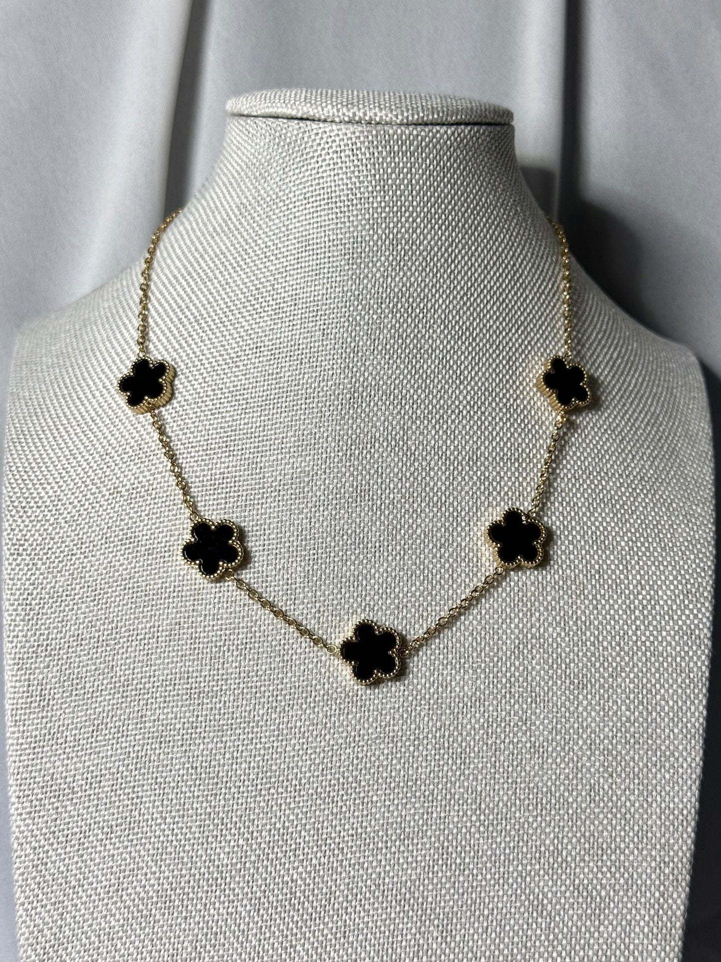 Collana Luck