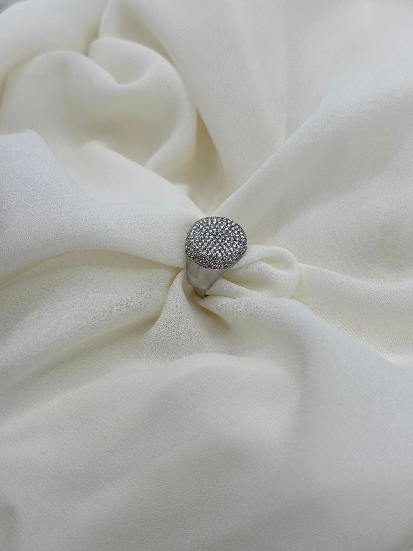 Anello Round Pavé