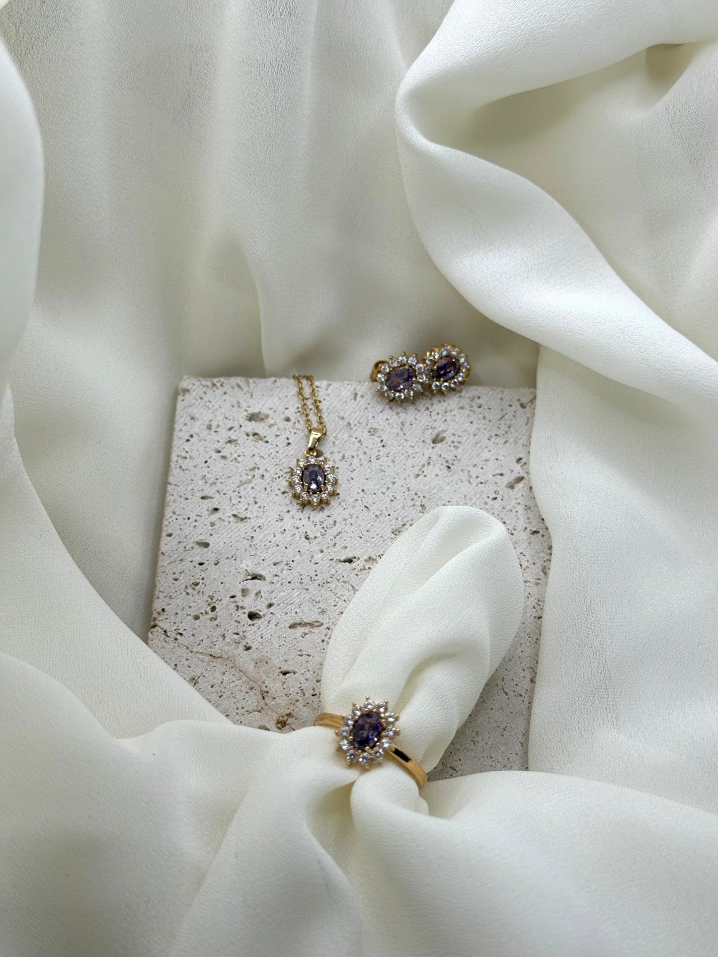 Set Crystal