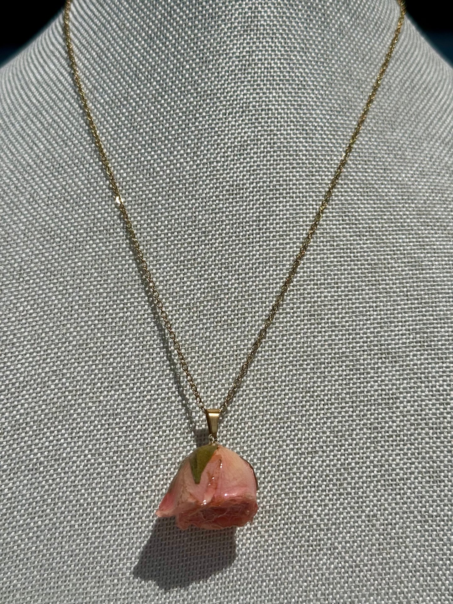 Collana Rosea