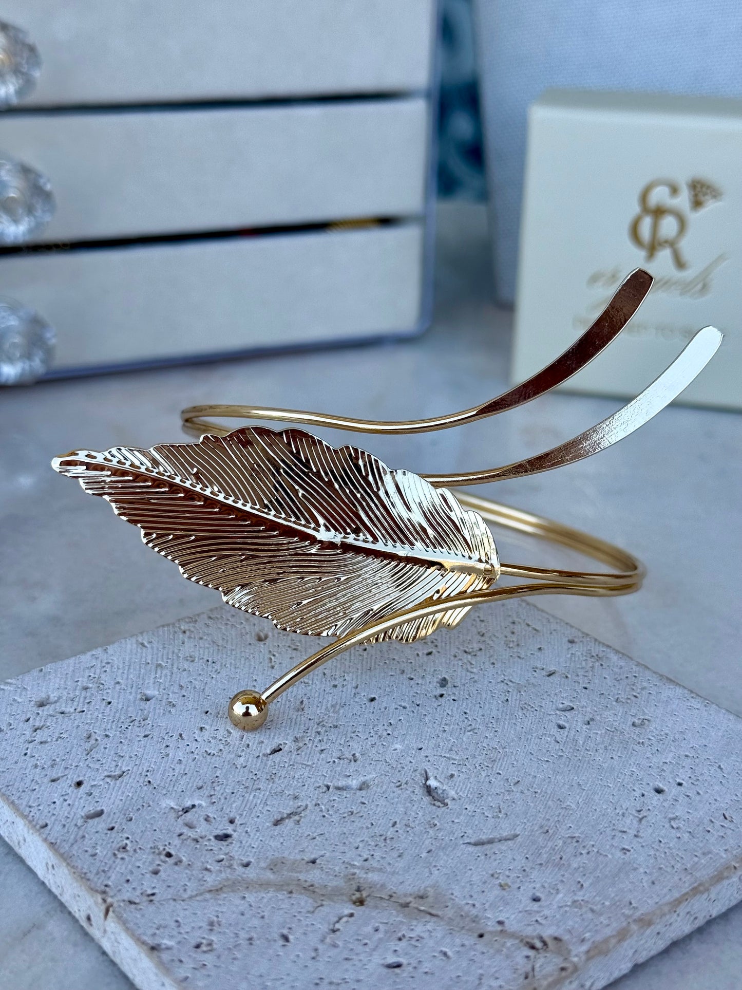 Arm Cuff Feuille D’Or
