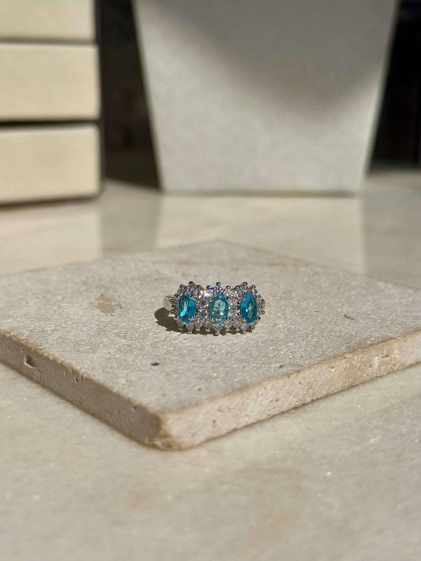 Anello Trilogy Kate